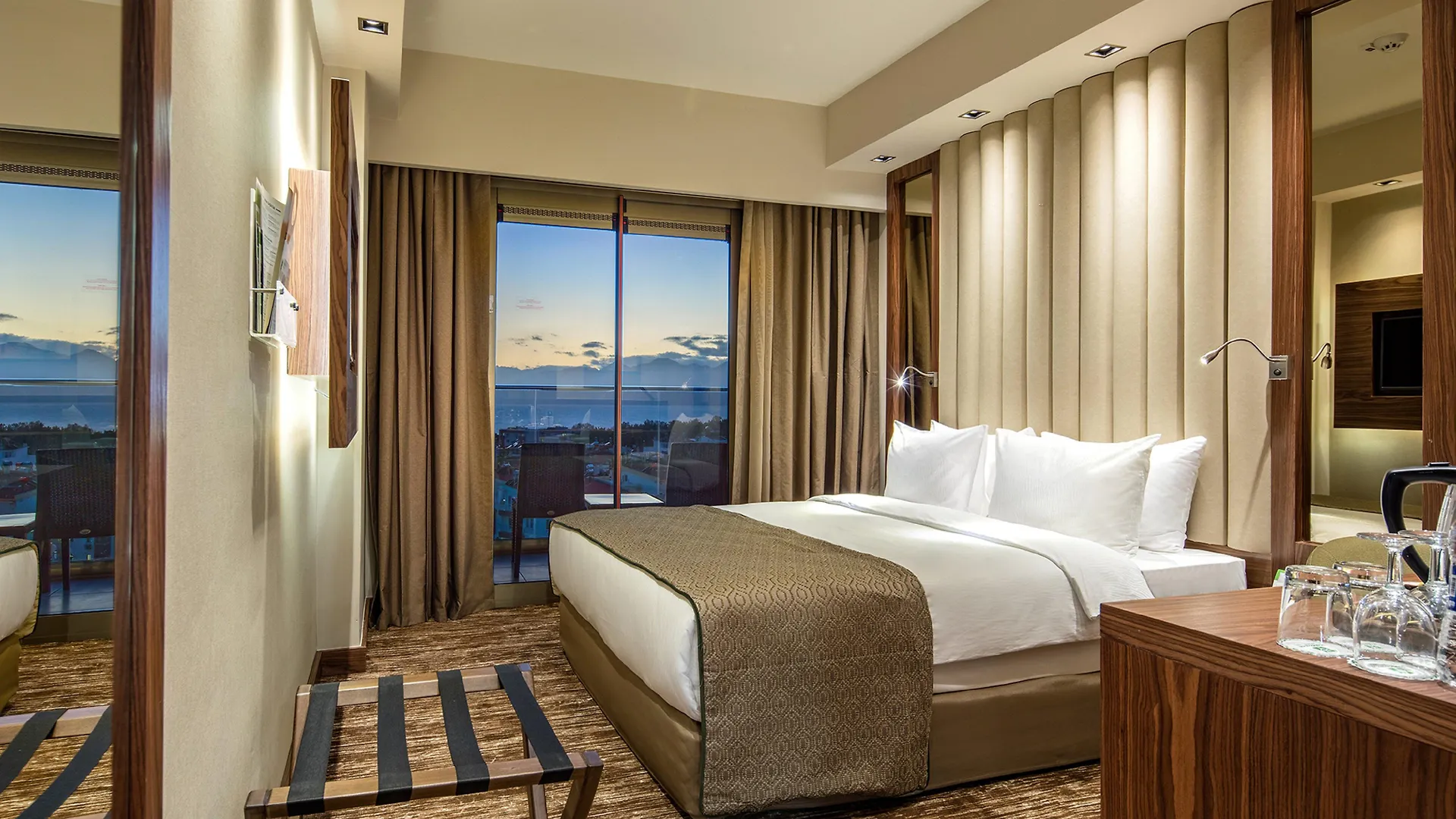 Holiday Inn Antalya - Lara By Ihg 5*,  Turkey