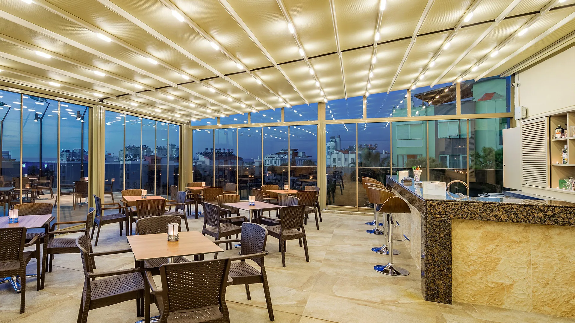 Holiday Inn Antalya - Lara, An Ihg Hotel 5*,